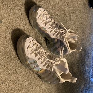 Nike size 8 1/2 woman’s chrome foam posites